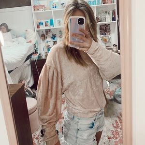 Free people velvet puffy sleeve top